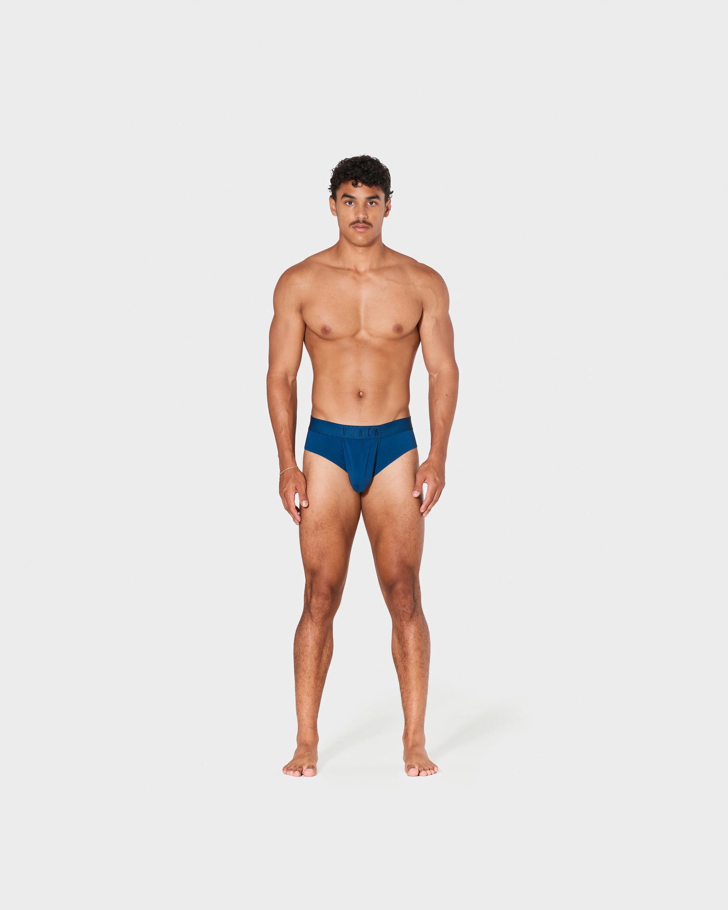 CLASSIC BLUE (BRIEF)